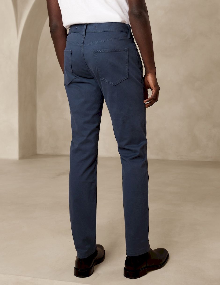 Pantalón Chino Regular Para Hombre 4