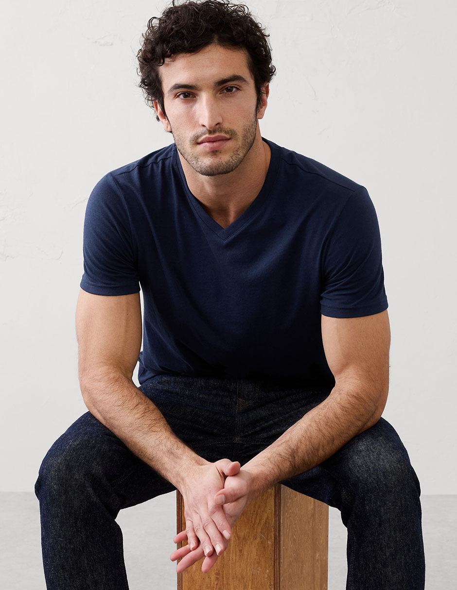 Playera cuello v para hombre