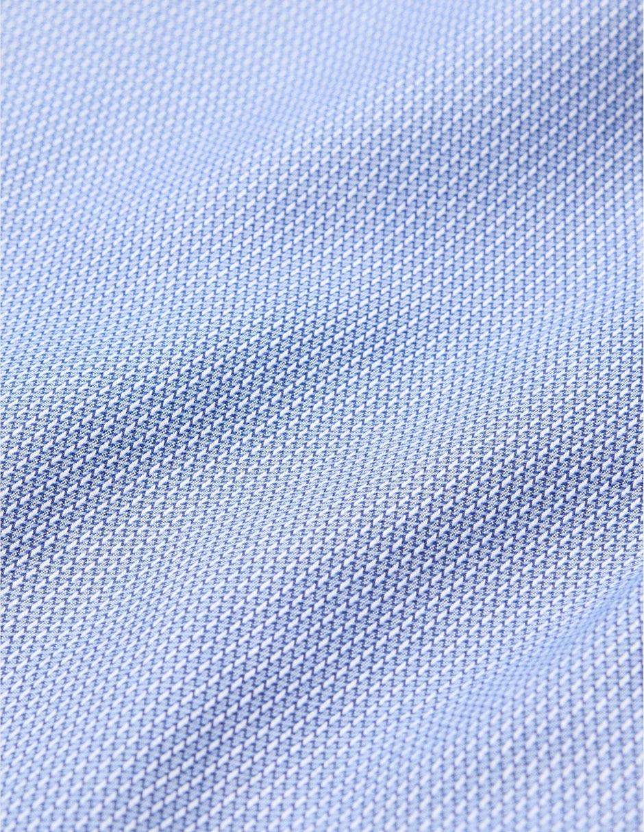 Azul medio