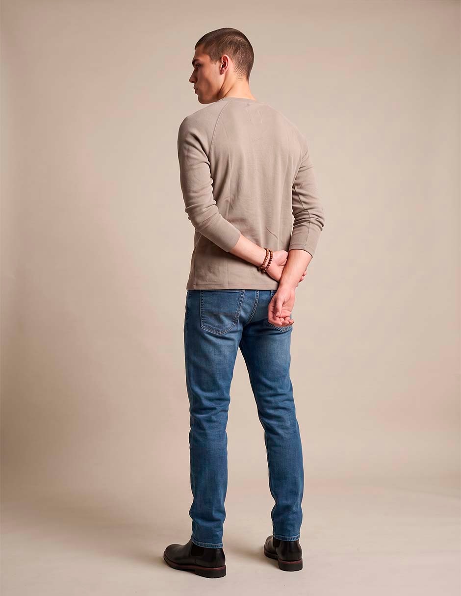 Playera cuello henley para hombre 2